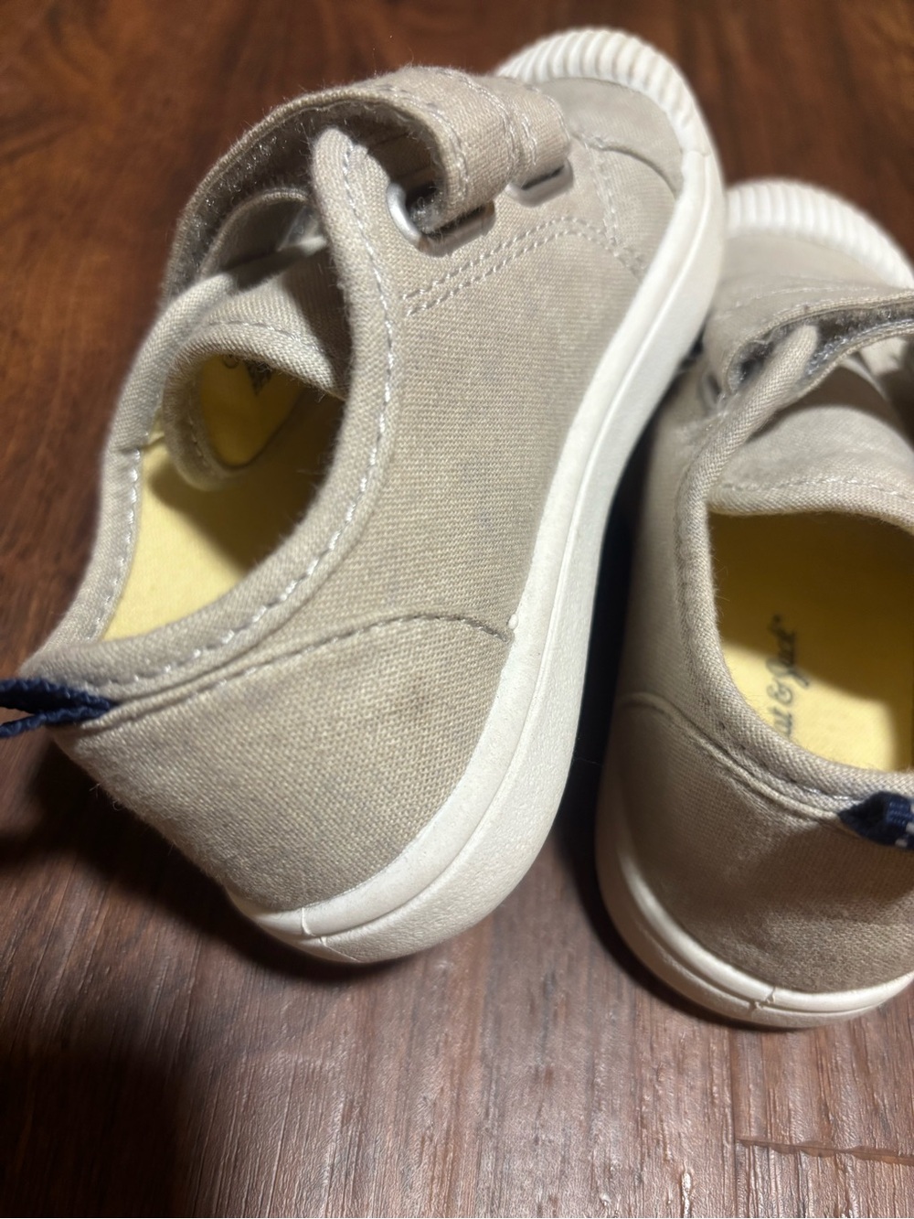 Cat & Jack Toddler Boys Parker Hook and Loop Closure Sneakers Shoes - Beige 8 - Picture 5 of 6